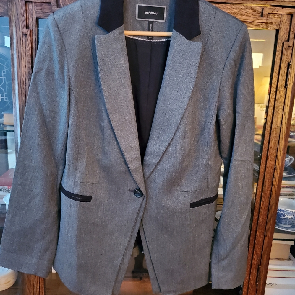 LE CHÂTEAU BLAZER